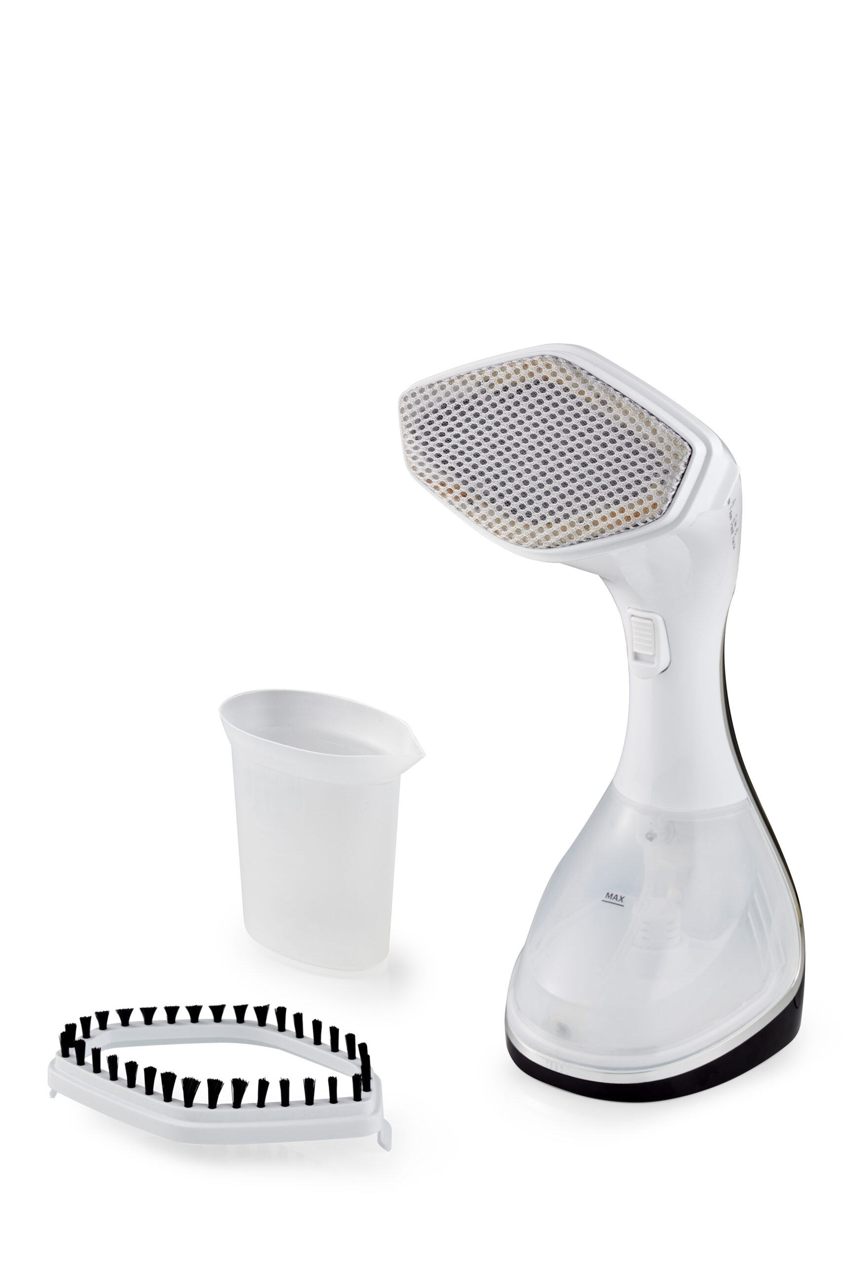 Da Beko il nuovo stiratore verticale STM612W