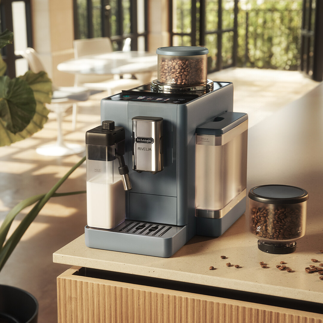 De’Longhi svela la nuova macchina automatica per caffè in chicchi Rivelia