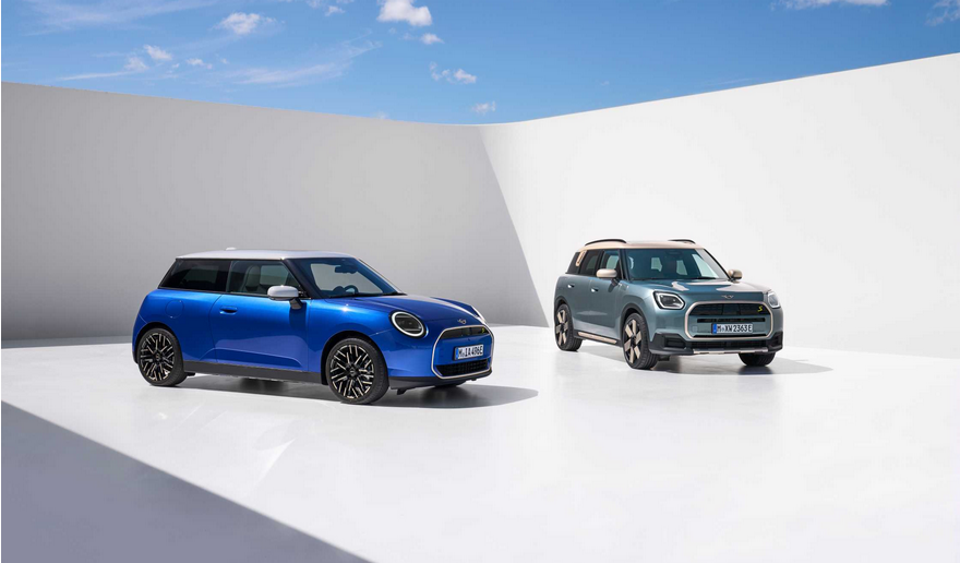 La nuova famiglia MINI: completamente elettrica e digitale