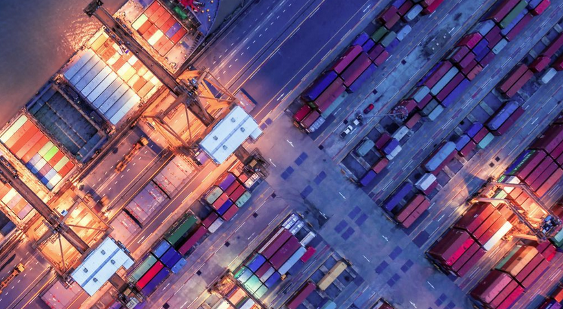 Lenovo migliora la sostenibilità dei clienti con il nuovo servizio di trasporto a emissioni ridotte di carbonio