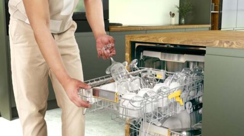 Samsung annuncia il lancio della nuova gamma di lavastoviglie da incasso Serie 7 JetClean