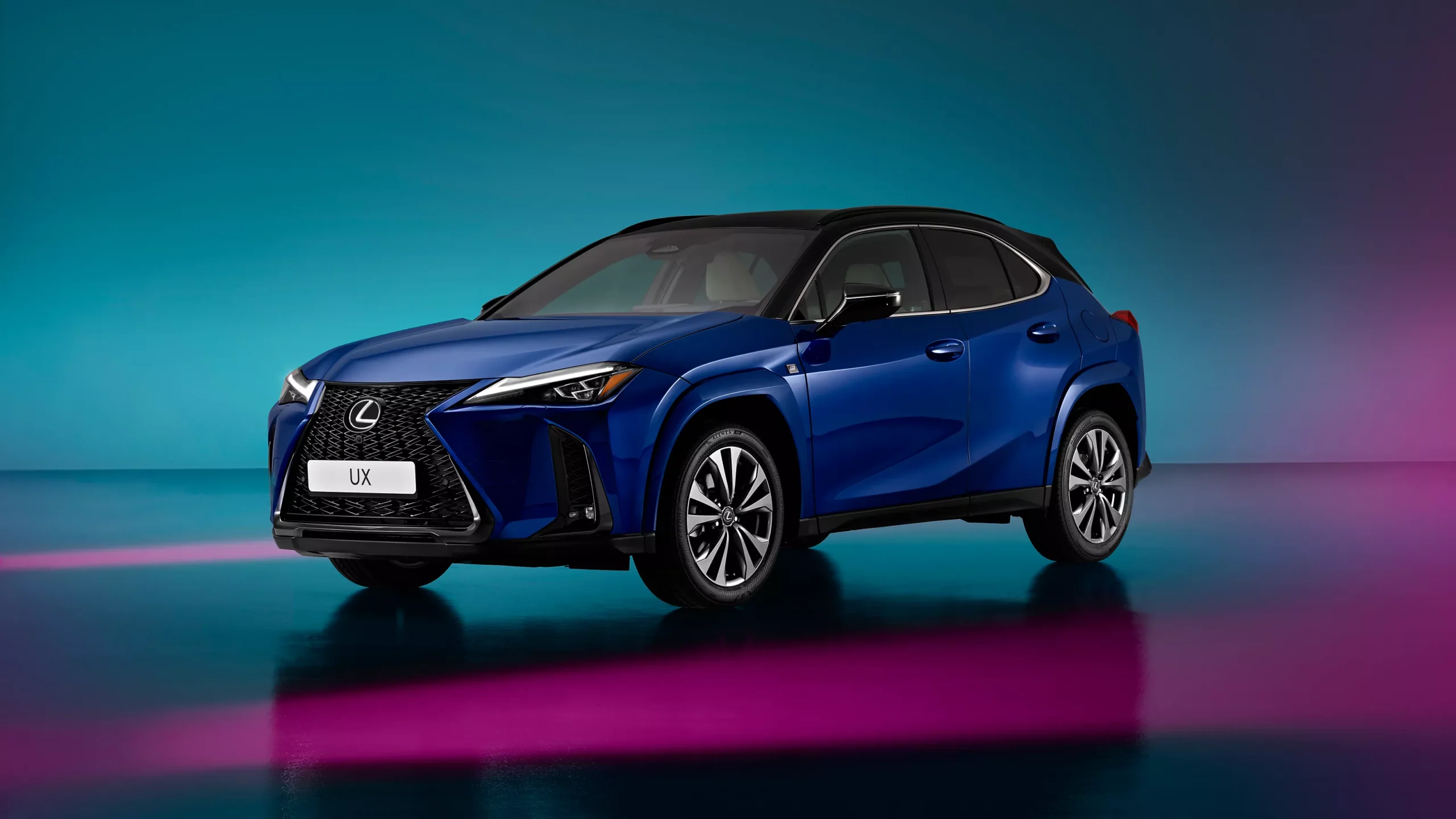 In arrivo il nuovo LEXUS UX