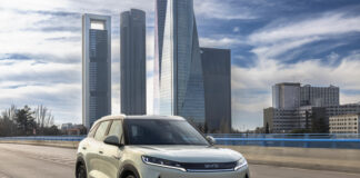 BYD presenta il nuovo SUV ATTO 2