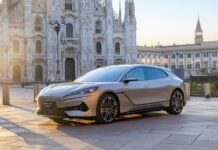 DENZA debutta a Milano