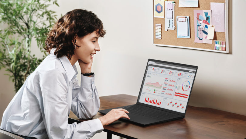 LG-gram_AI_15Z80T_Lifestyle-810x456