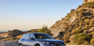 Da BMW la nuova BMW iX3