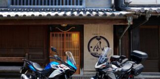 Suzuki presenta la nuova SV-7GX