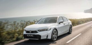Honda svela il restyling di Civic