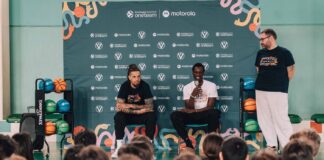 Motorola e Euroleague in campo a Bologna con “Bouncing for Good” per l’educazione giovanile