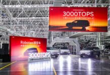 XPENG Robotaxi: il primo esemplare prodotto in serie esce ufficialmente dalla linea di produzione