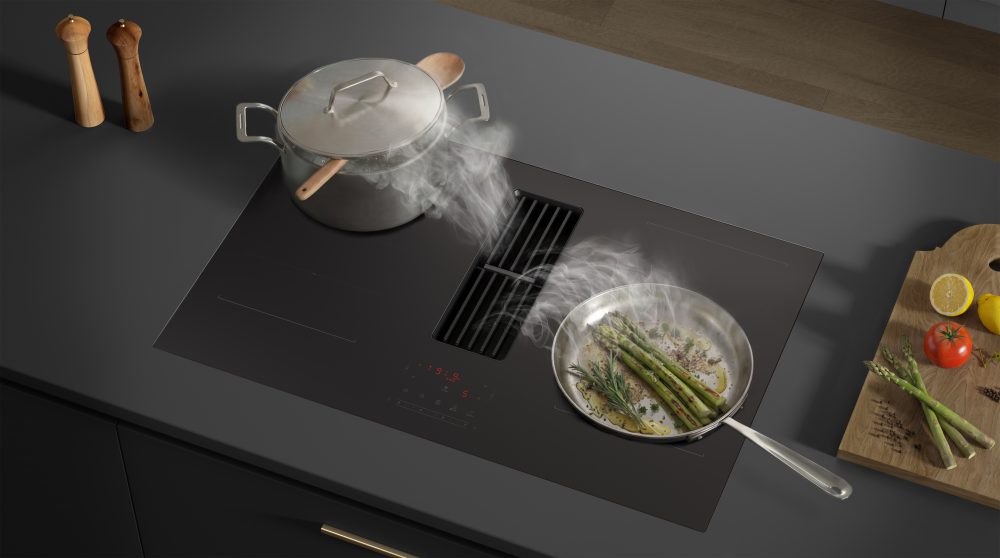 Kitchen_Dark_CC90H_black_300DPI-1000x558