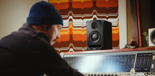 Teufel presenta STUDIO 5X